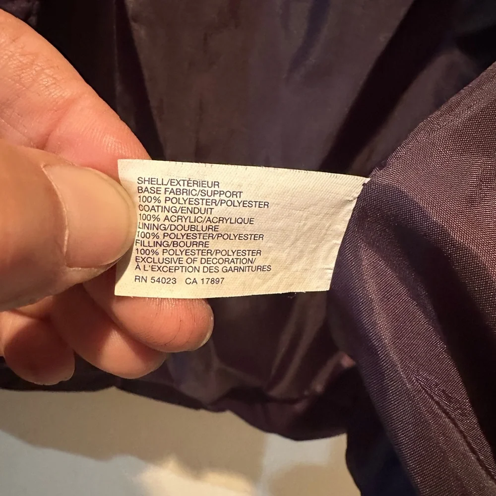 GAP Puffer Vest - Picture 8 of 8